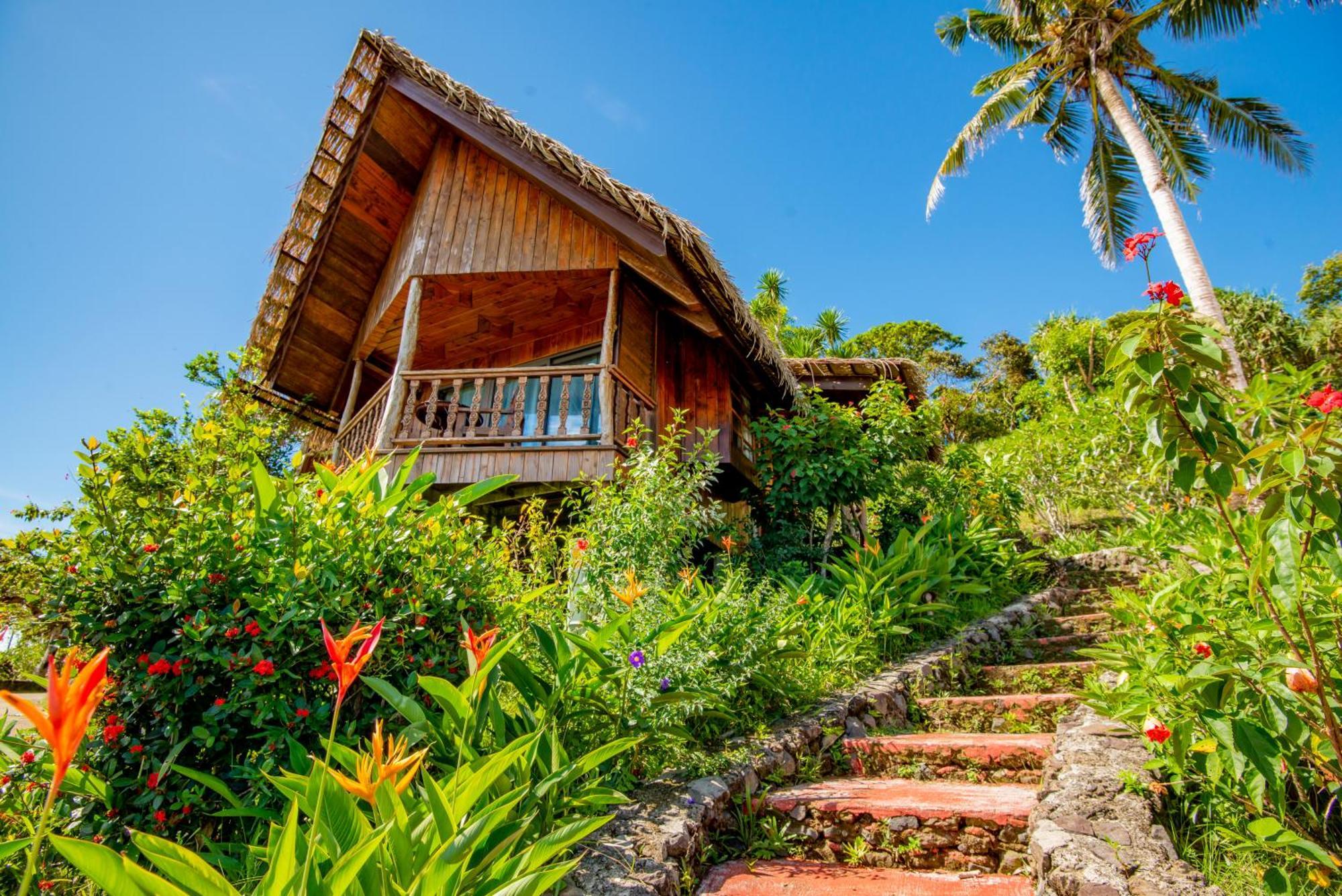 Palau Carolines Resort Koror Exterior photo